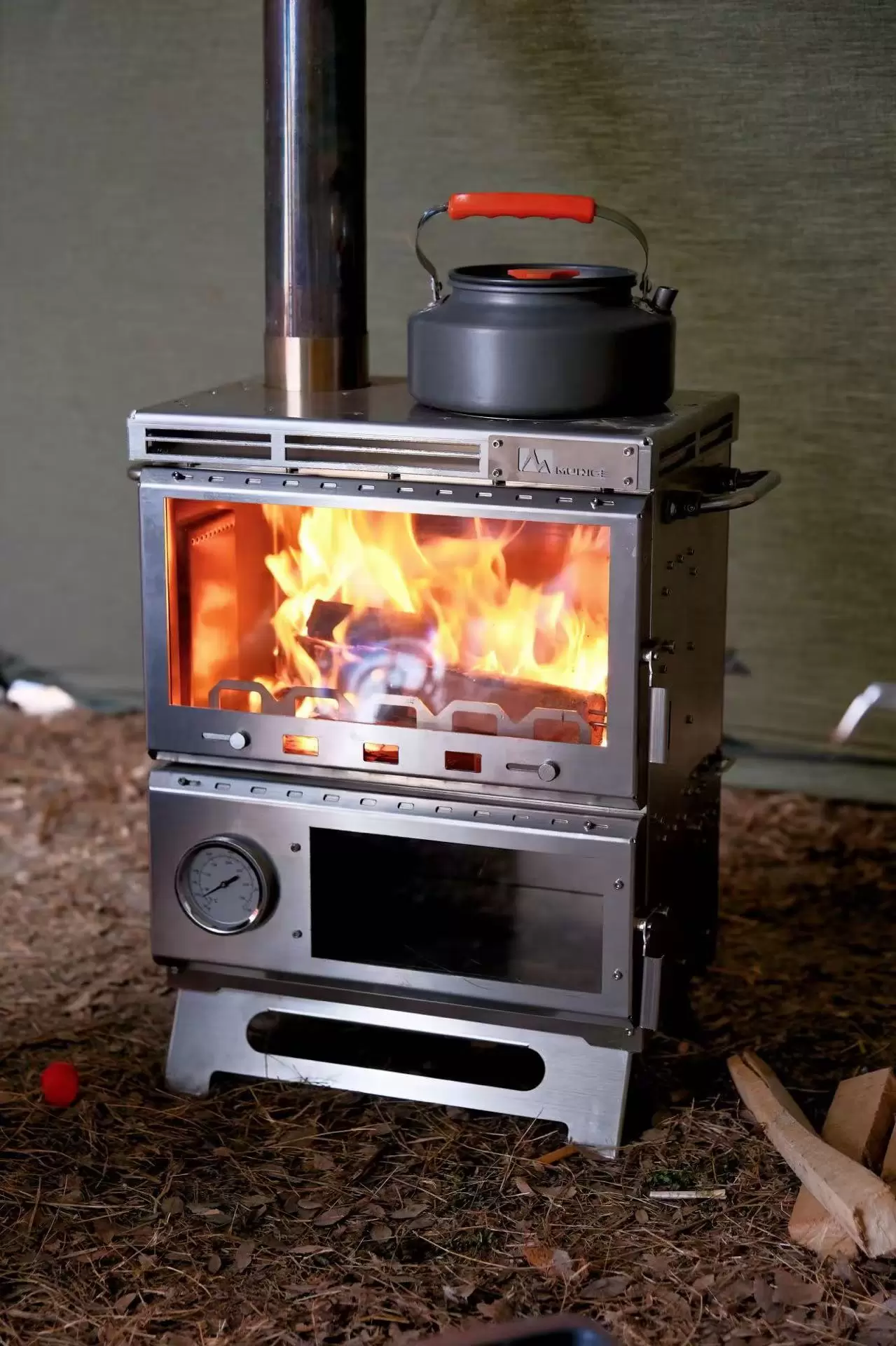 Multifunktionaler All-in-One-Campingkocher/Ofen