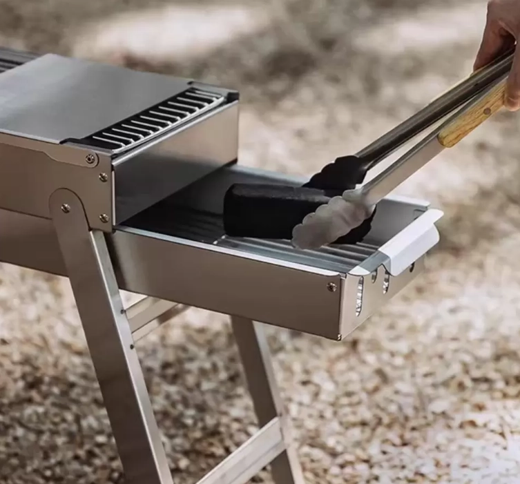 Zusammenklappbare Holzkohlegrills mit minimalistischem Rahmen im Großhandel: Tuoshenghes globaler Lieferkettenvorteil