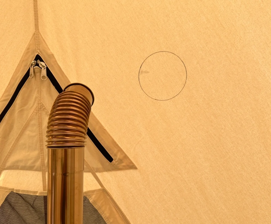 So installieren Sie ein Rauchrohr an einem Zeltofen aus Segeltuch