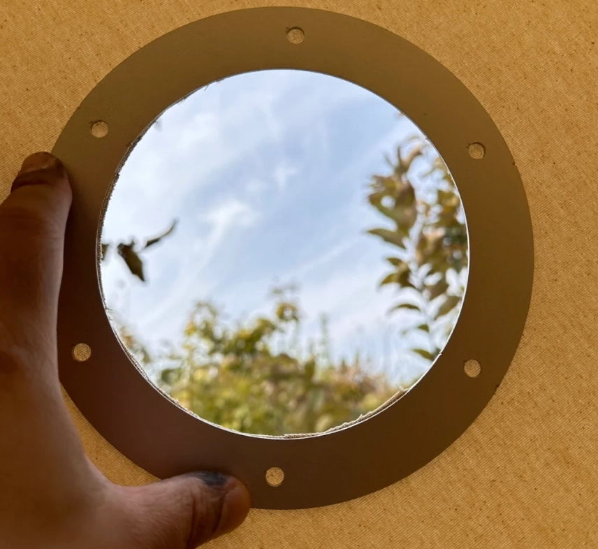 So installieren Sie ein Rauchrohr an einem Zeltofen aus Segeltuch