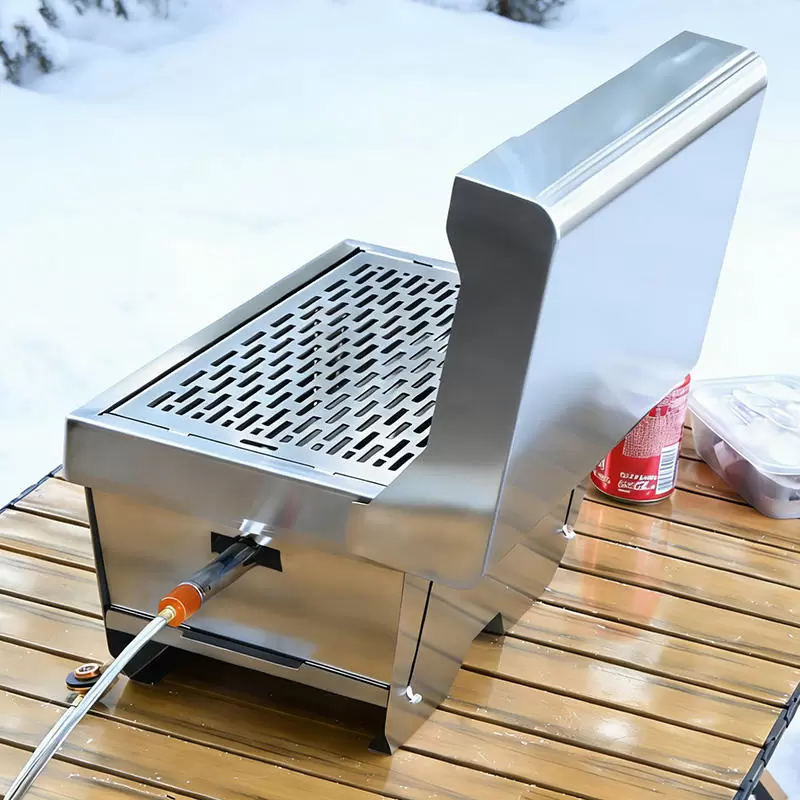 Faltbarer tragbarer Gasgrill